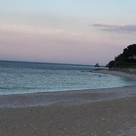 Casa vacanze Badia A Portonovo